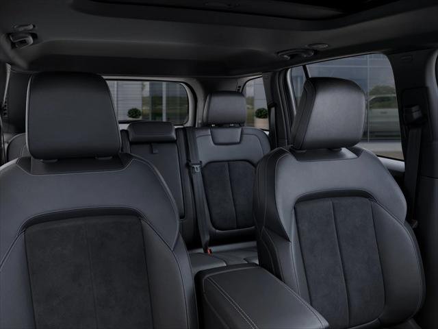 New 2026 Bright White Clear-Coat Exterior Paint Jeep Laredo Altitude image 52