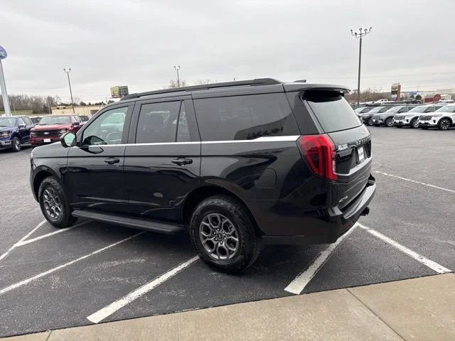 Used 2025 Black Ford Active image 3