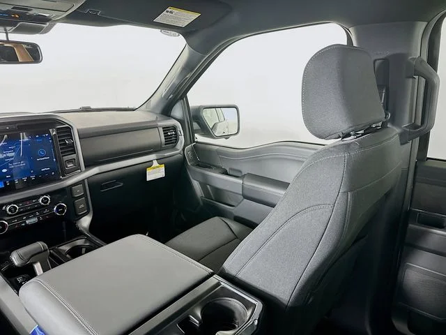 New 2026 Iconic Silver Metallic Ford XLT image 22