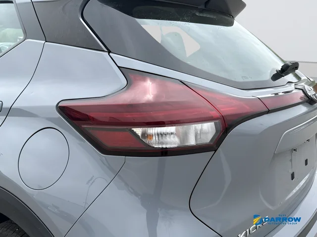 Used 2023 Gray Nissan SR image 28