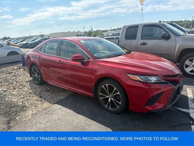 Used 2019 Red Toyota SE image 1