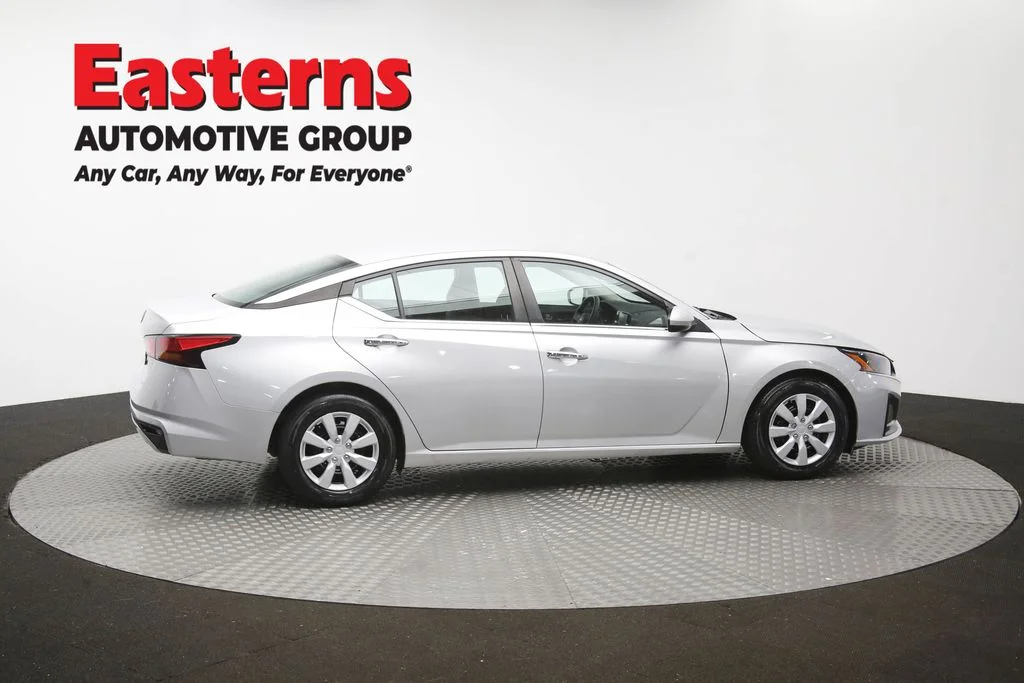 Used 2023 Silver Nissan 2.5 S image 42