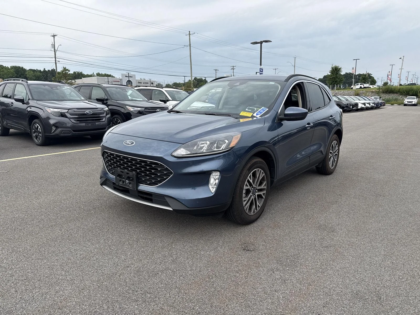 Used 2020 Blue Ford SEL image 6