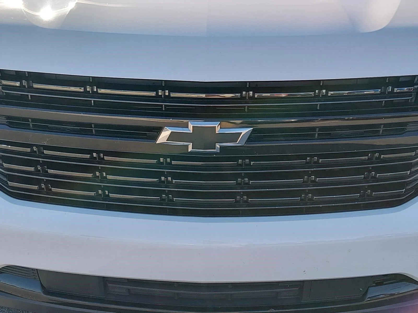 Used 2021 Summit White Chevrolet RST image 9