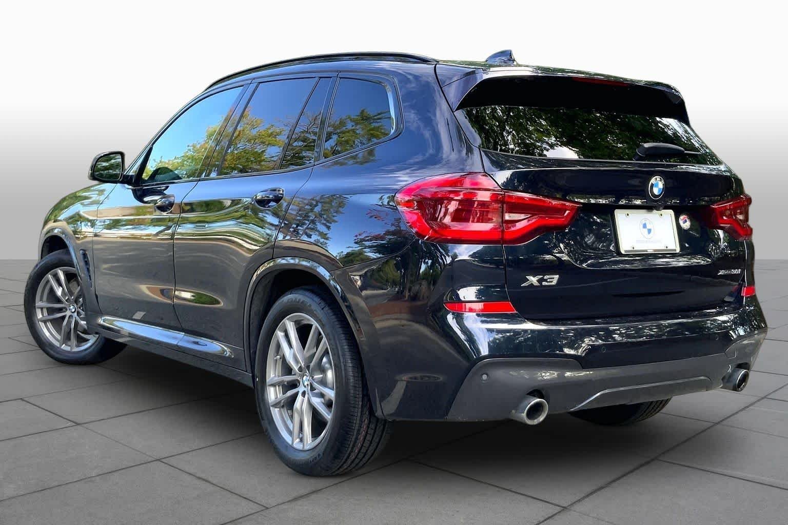 Used 2020 Carbon Black Metallic BMW xDrive30i image 11