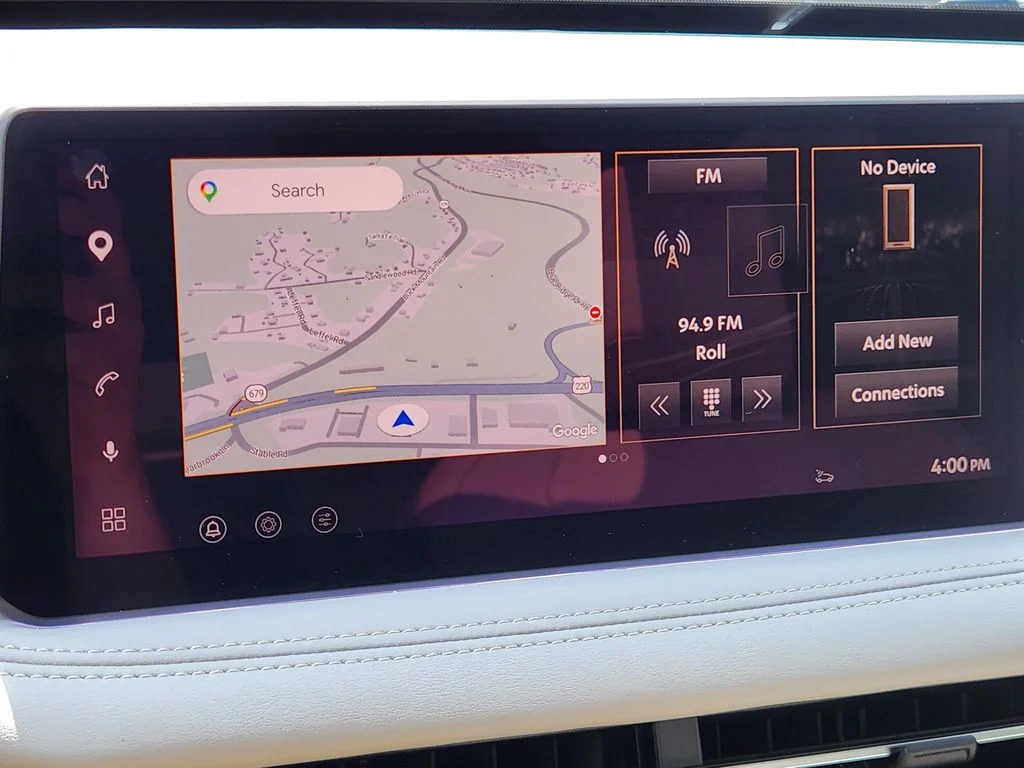 New 2027 MINERAL BLACK INFINITI Luxe AWD image 22