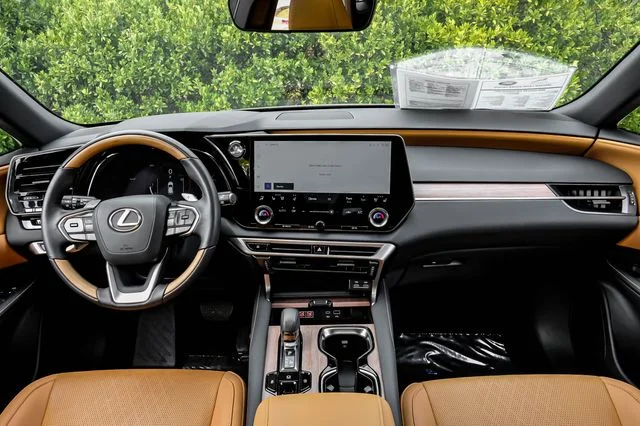 Used 2025 Black Lexus 350 Premium Plus image 20