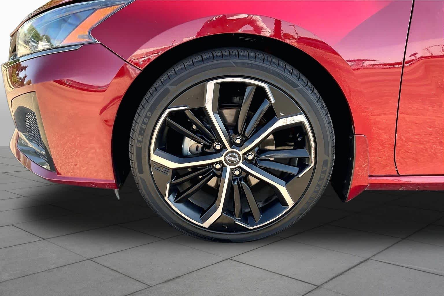 Used 2024 Scarlet Ember Nissan 2.5 SR image 10