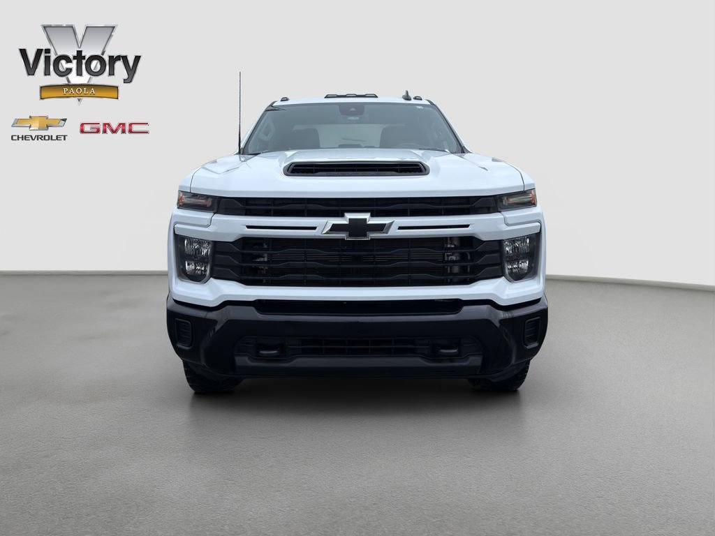 Used 2024 Chevrolet Silverado 2500HD Custom with VIN 2GC4YMEY6R1123027 for sale in Kansas City