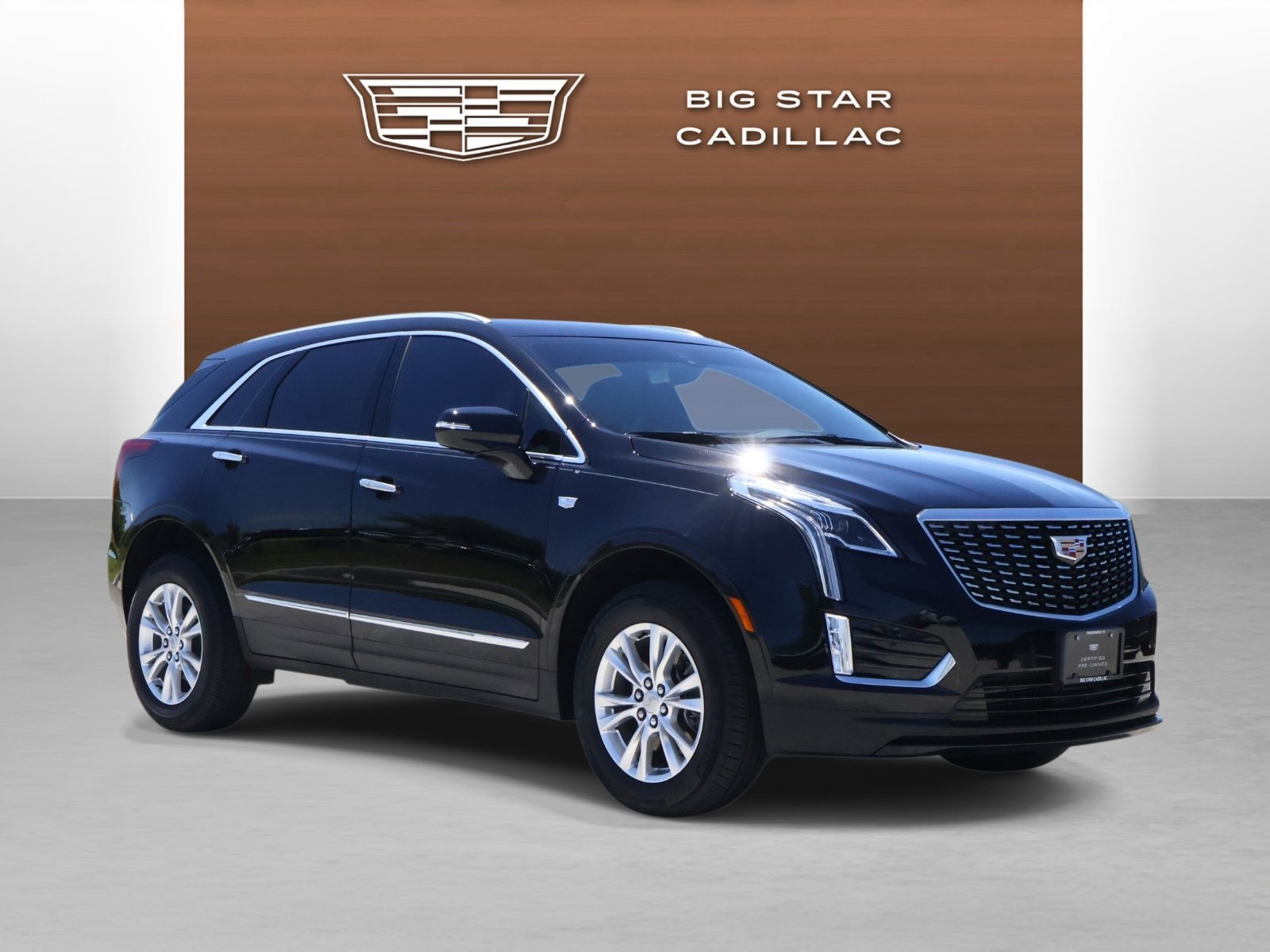 Used 2025 Stellar Black Metallic Cadillac Luxury image 6
