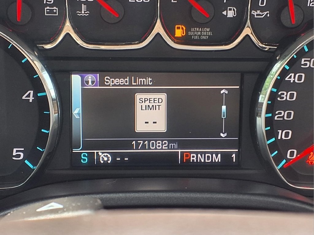 Used 2016 SUMMIT WHITE Chevrolet LTZ image 19