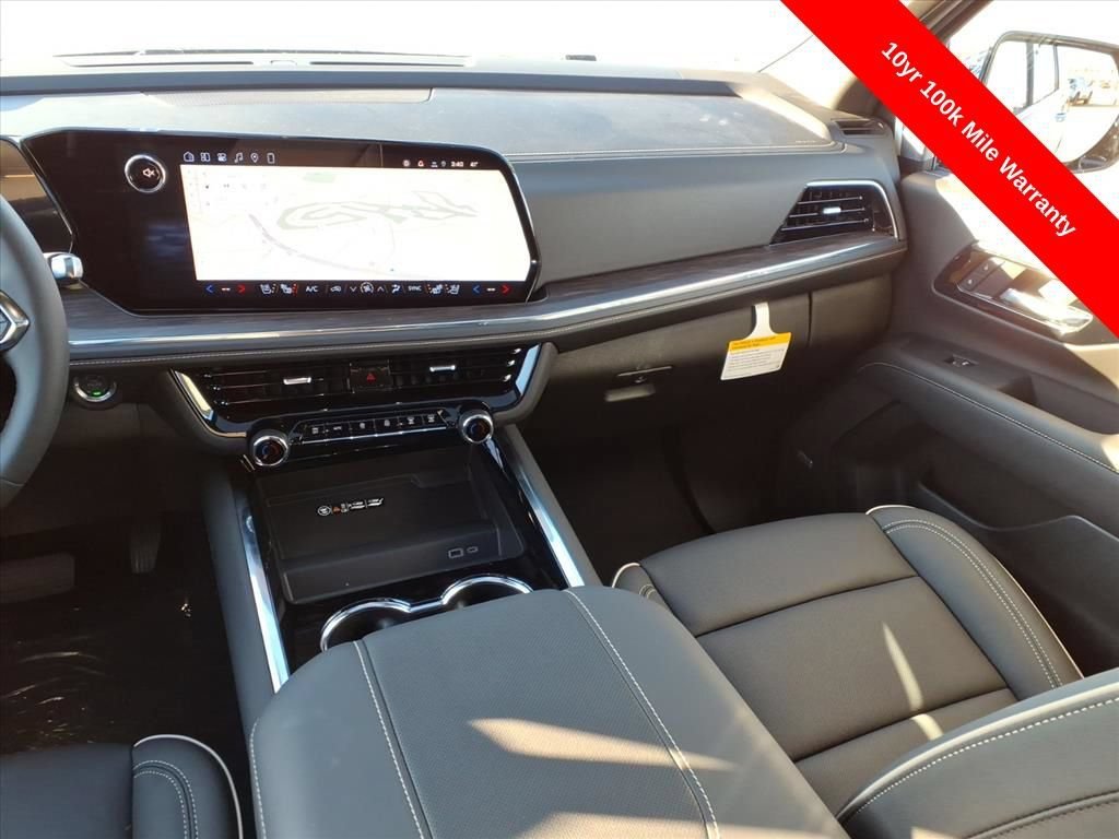 2026 Chevrolet Suburban Premier - Photo 15