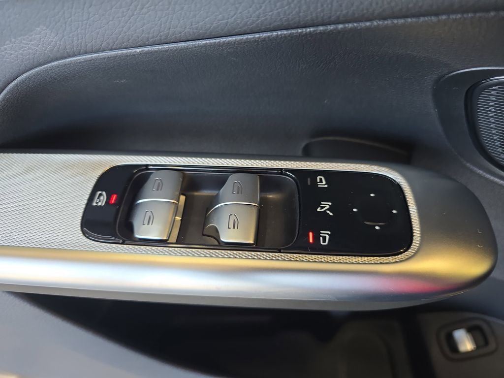 Certified Used 2026 Black Mercedes-Benz GLC 300 image 31