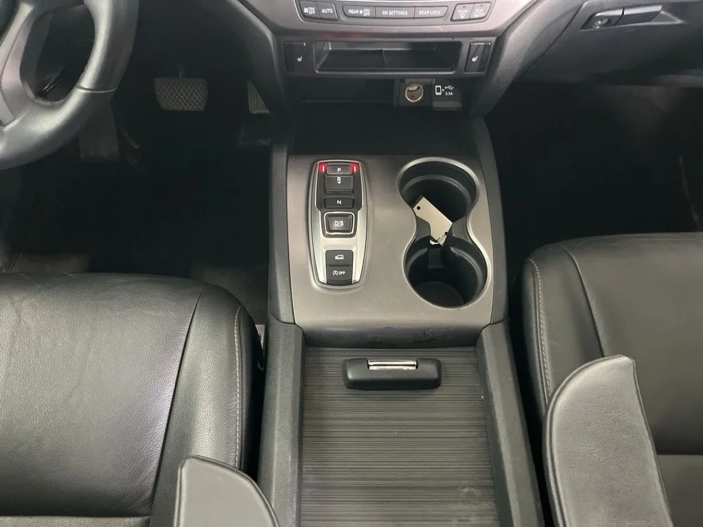Used 2022 White Honda EX-L image 11