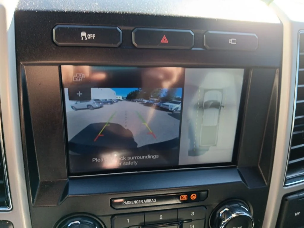 Used 2019 Black Metallic Ford Lariat image 37