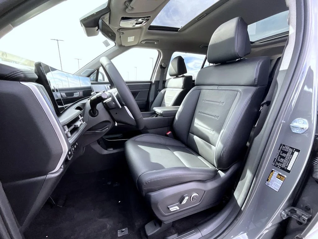 New 2026 Gray Hyundai Limited image 10