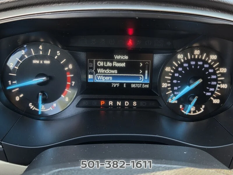 Used 2016 Oxford White FORD 4DR SDN SE FWD image 31