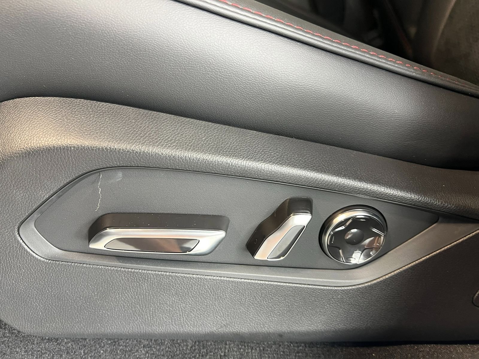 2026 Acura MDX A-Spec Package - Photo 11