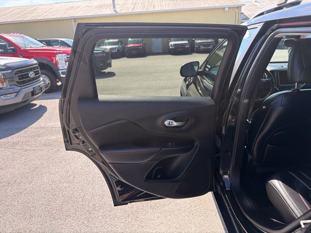 Used 2019 Black Jeep Trailhawk image 45