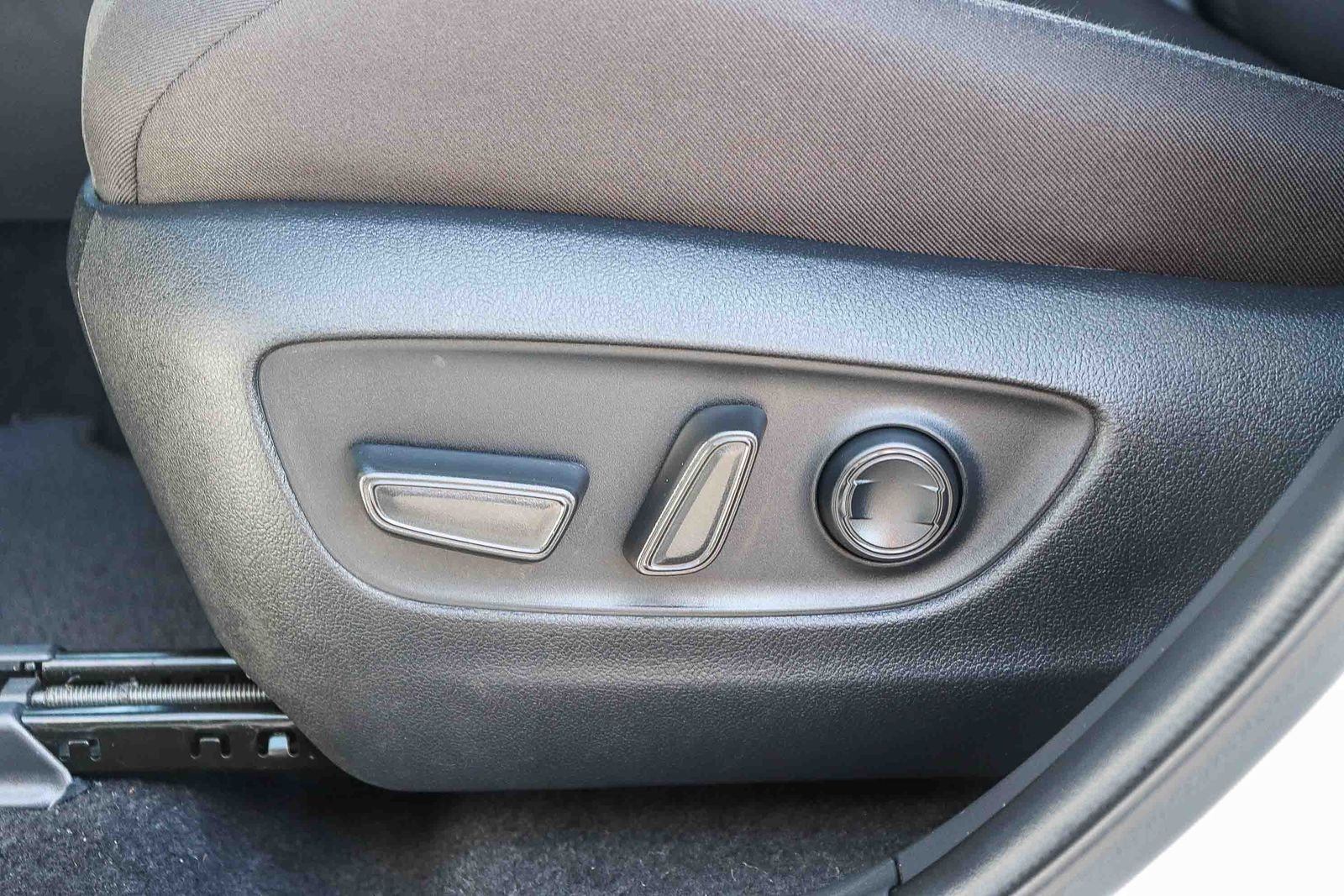 Certified Used 2023 Ice Toyota XLE image 27