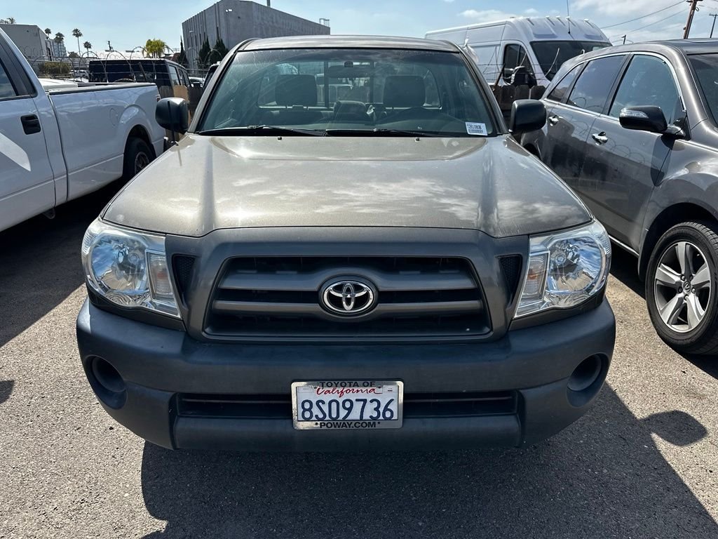 Used 2009  Toyota  image 4