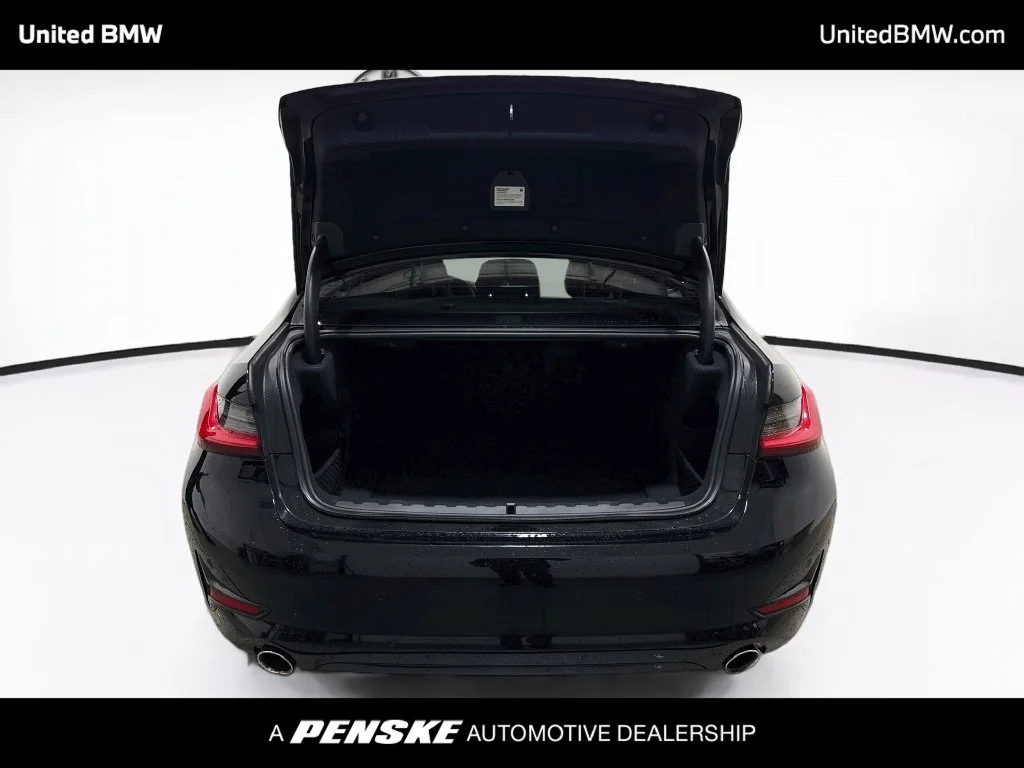 Used 2020 Jet Black BMW 330i image 21