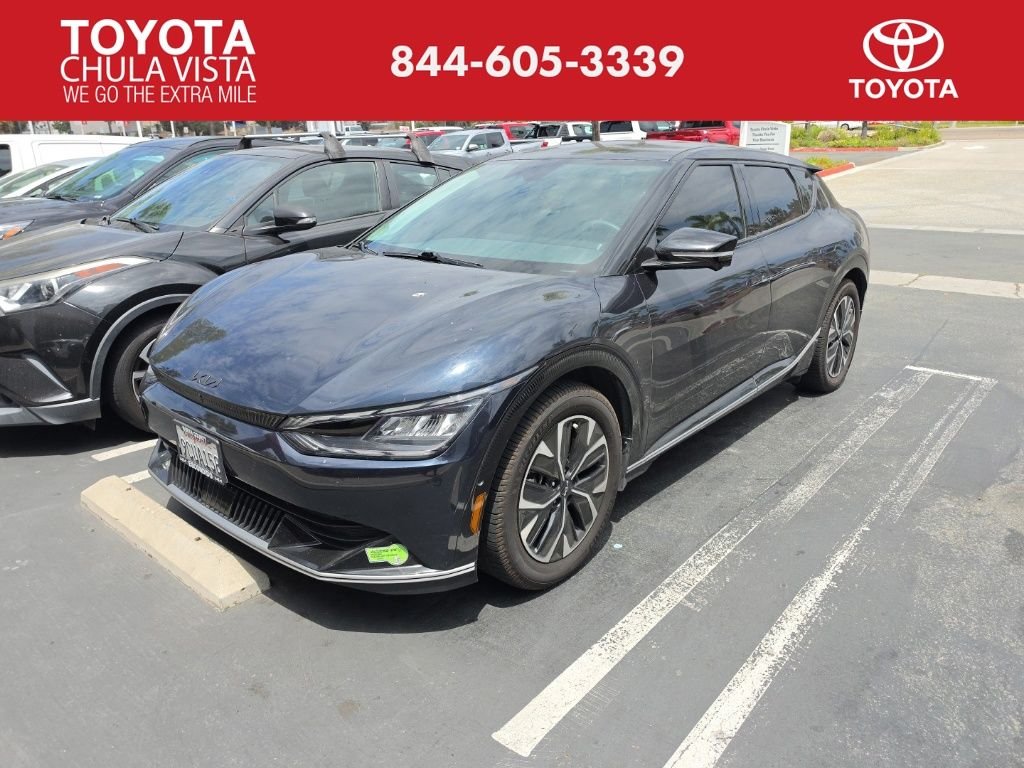 Used 2022 Blue Kia Wind image 1