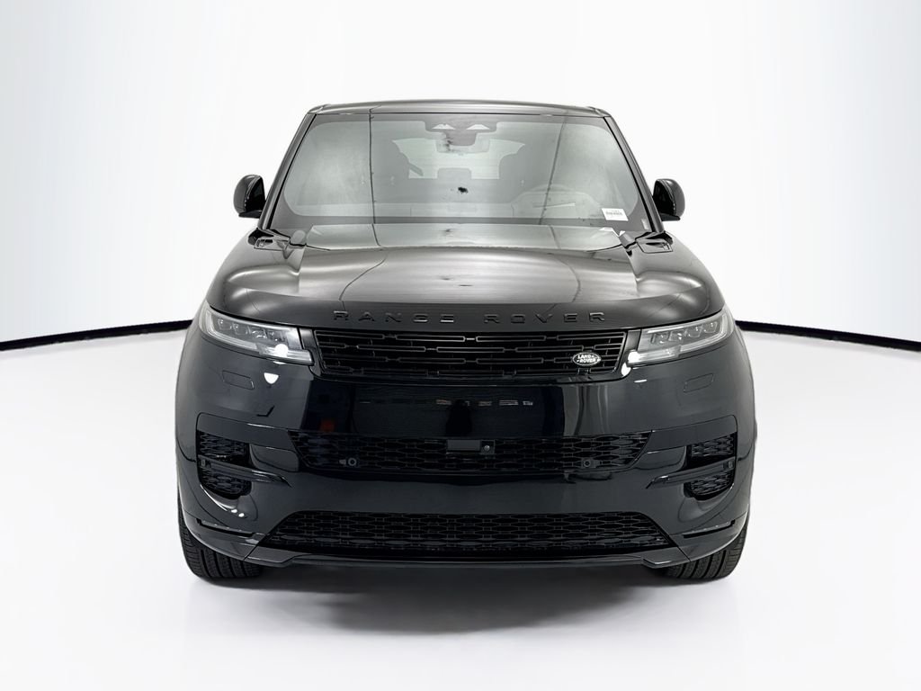 New 2026 Santorini Black Land Rover Dynamic SE image 2