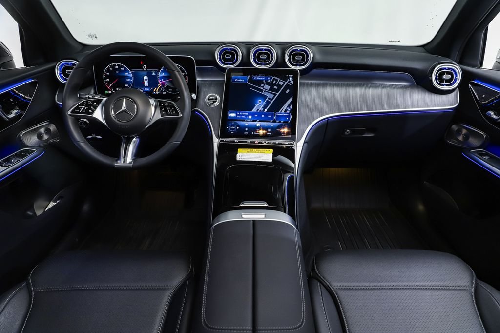 New 2026 Black Mercedes-Benz GLC 300 image 7