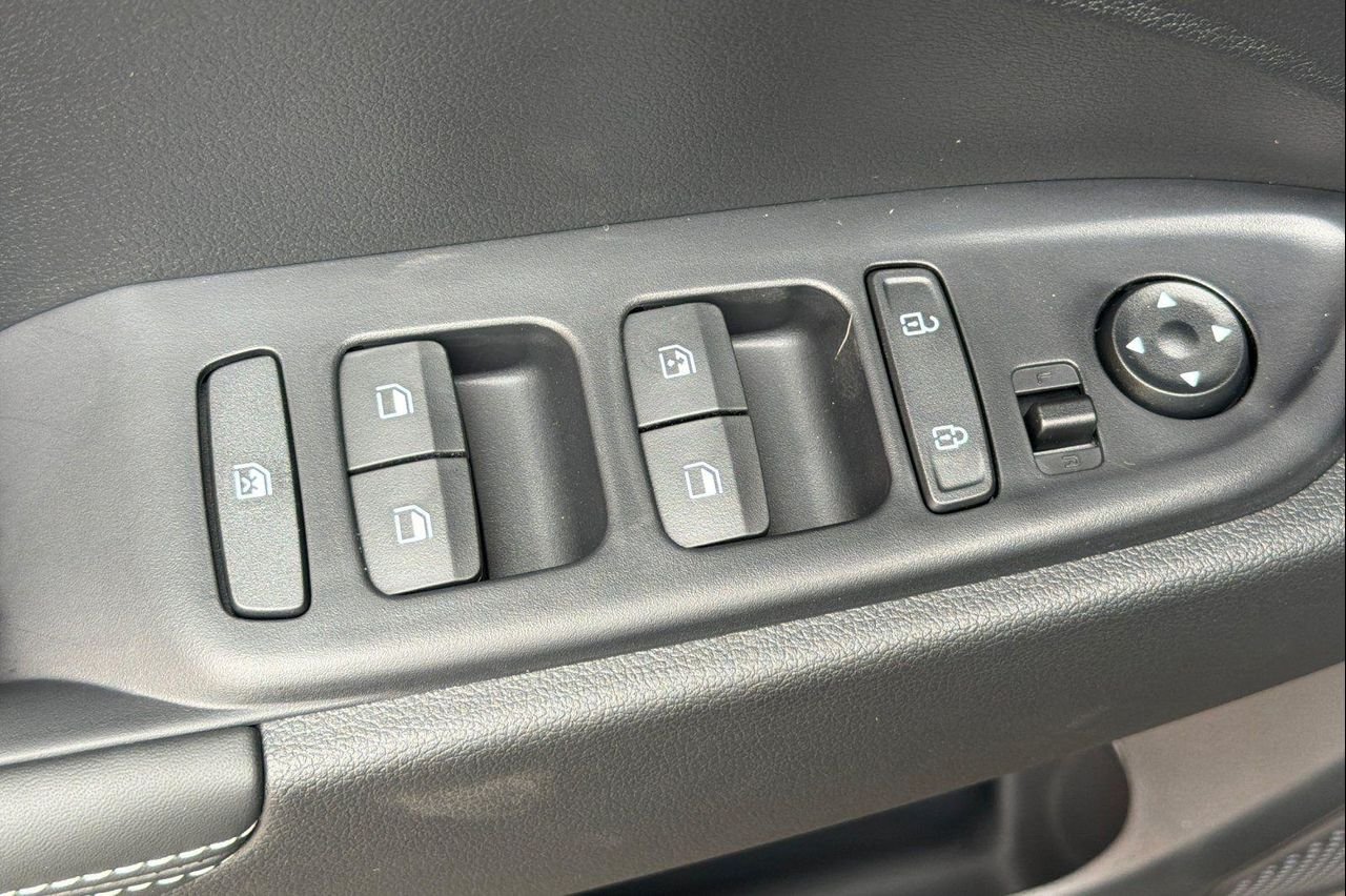 New 2026 Gray Hyundai SEL w/Two-Tone Roof image 12