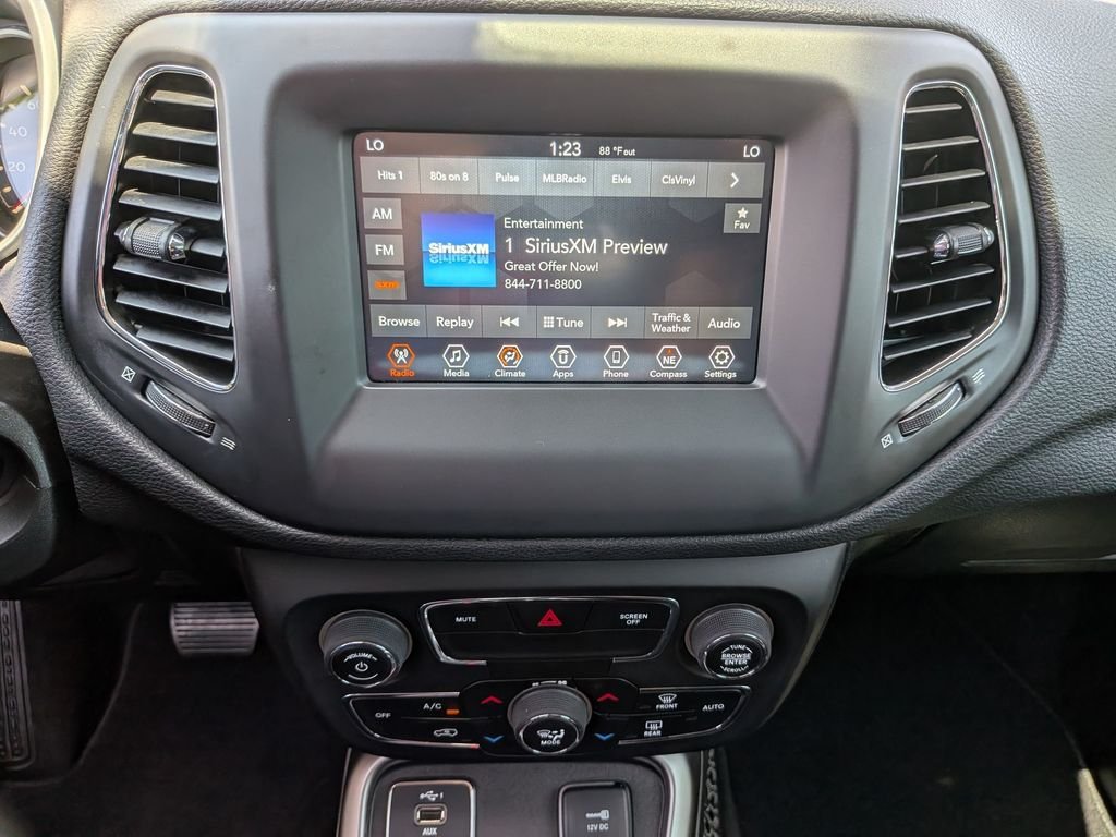 Used 2019 Black Jeep Latitude image 22