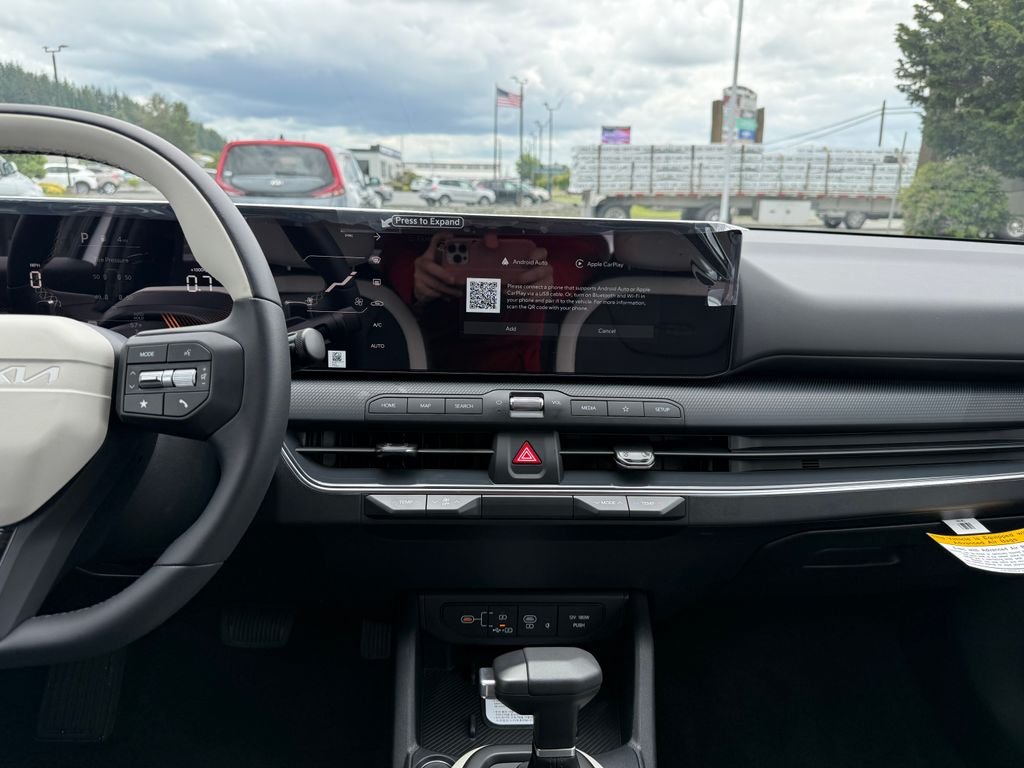 New 2026 Snow White Pearl Kia GT-Line image 23