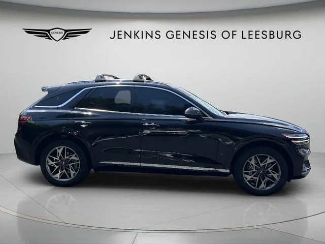 Used 2023 Black Genesis 2.5T image 3
