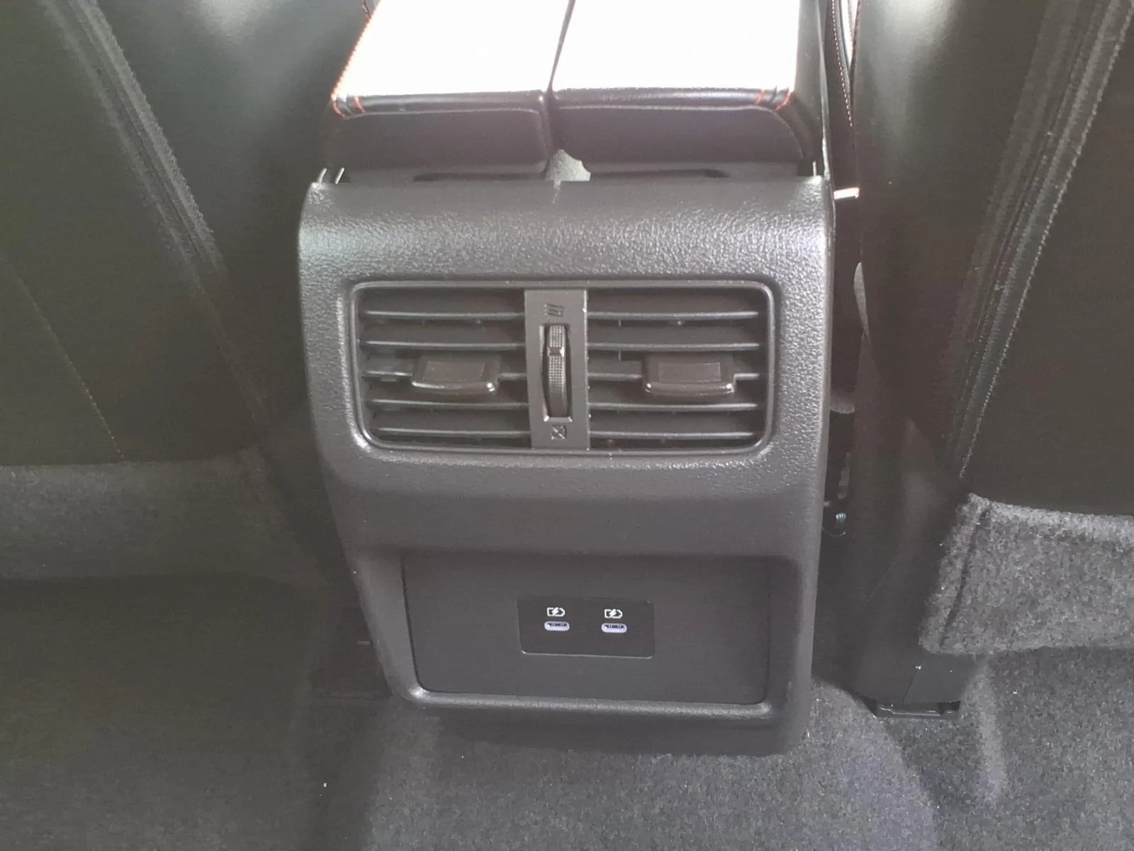 Used 2025 Boulder Gray Pearl Nissan Rock Creek image 21