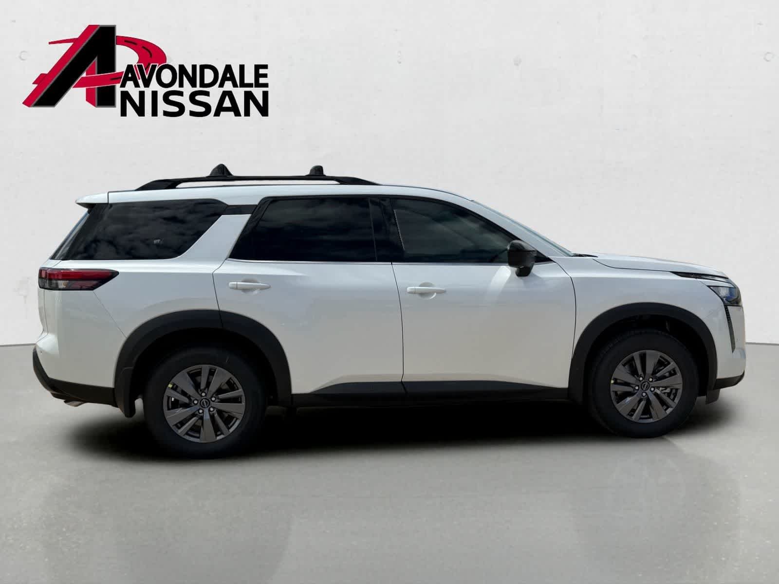 New 2026 Everest White Pearl TriCoat Nissan SV image 8