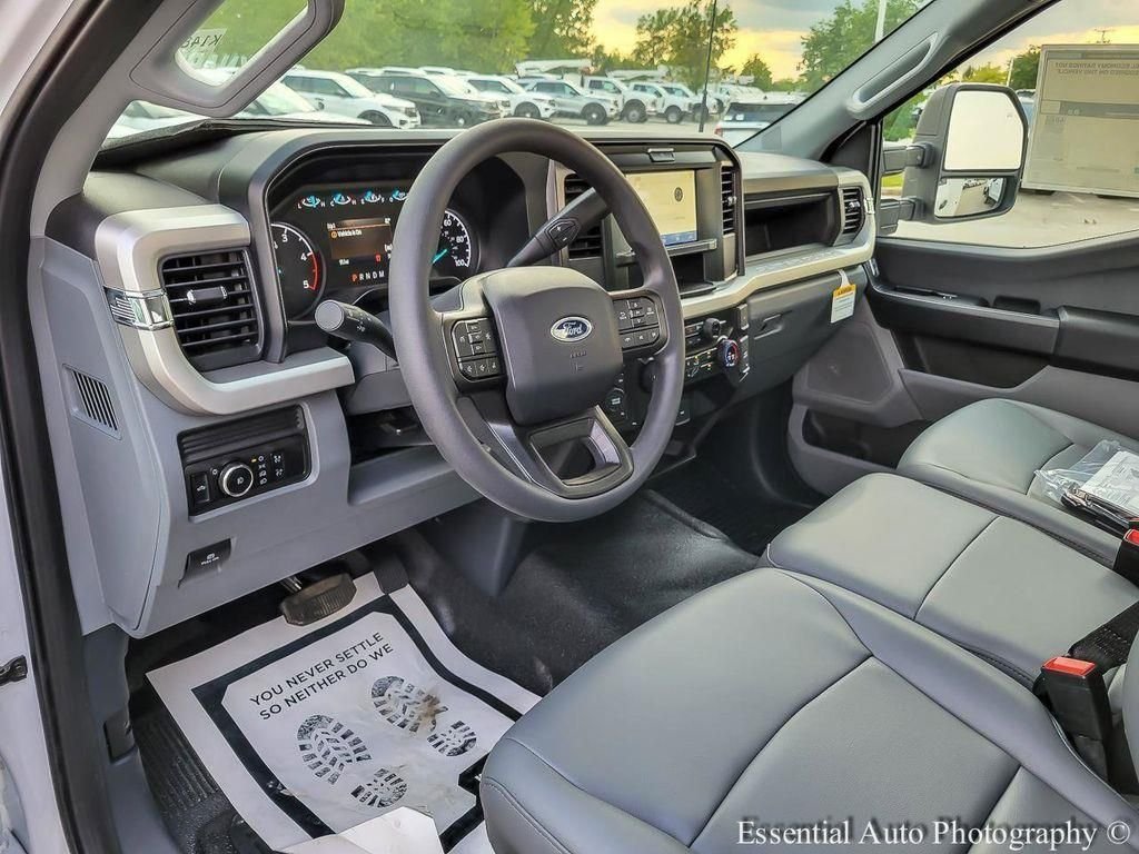 New 2025 Oxford White Ford F-550® XL image 13