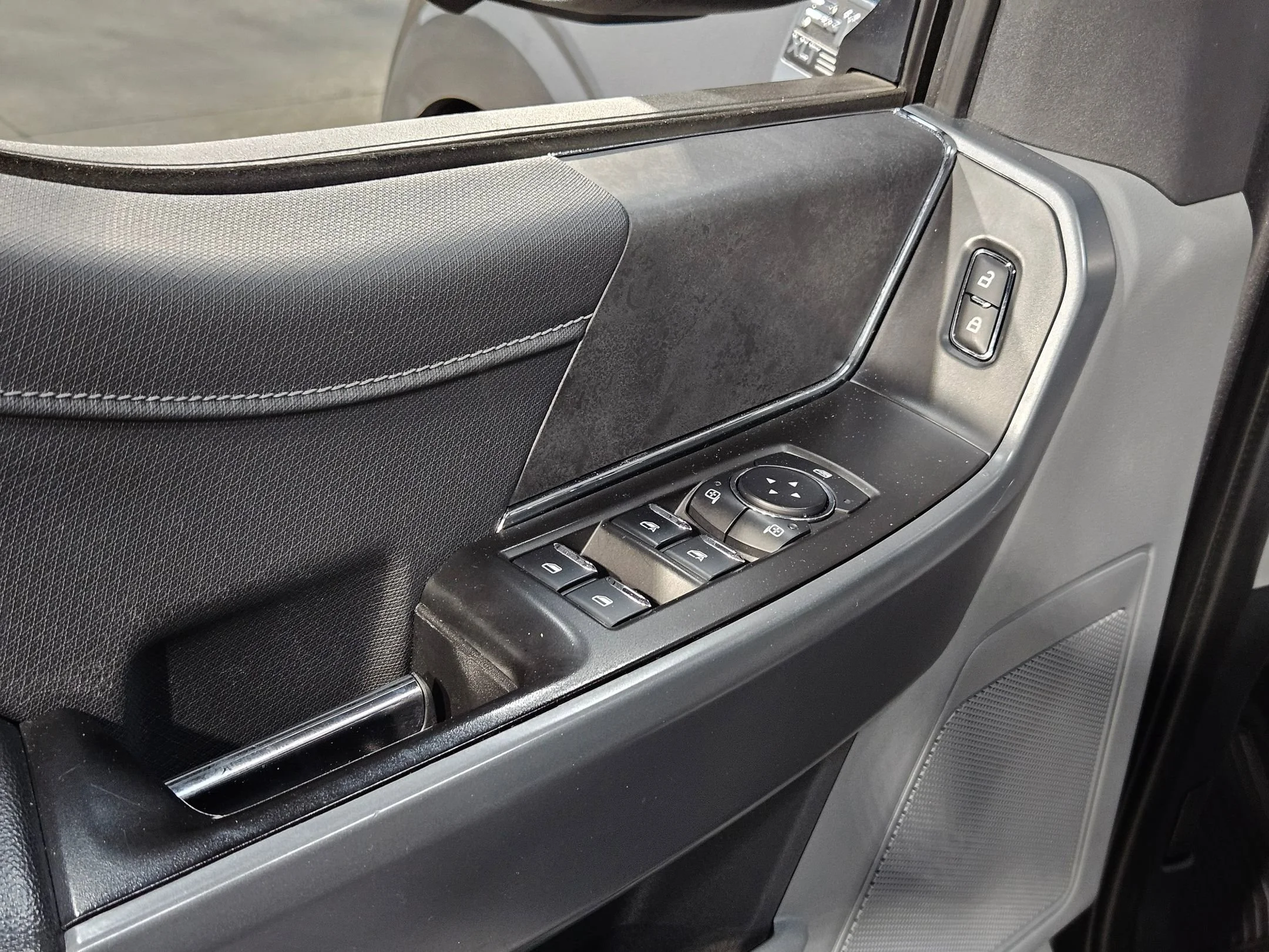 2024 Ford F-150 XLT - Photo 21
