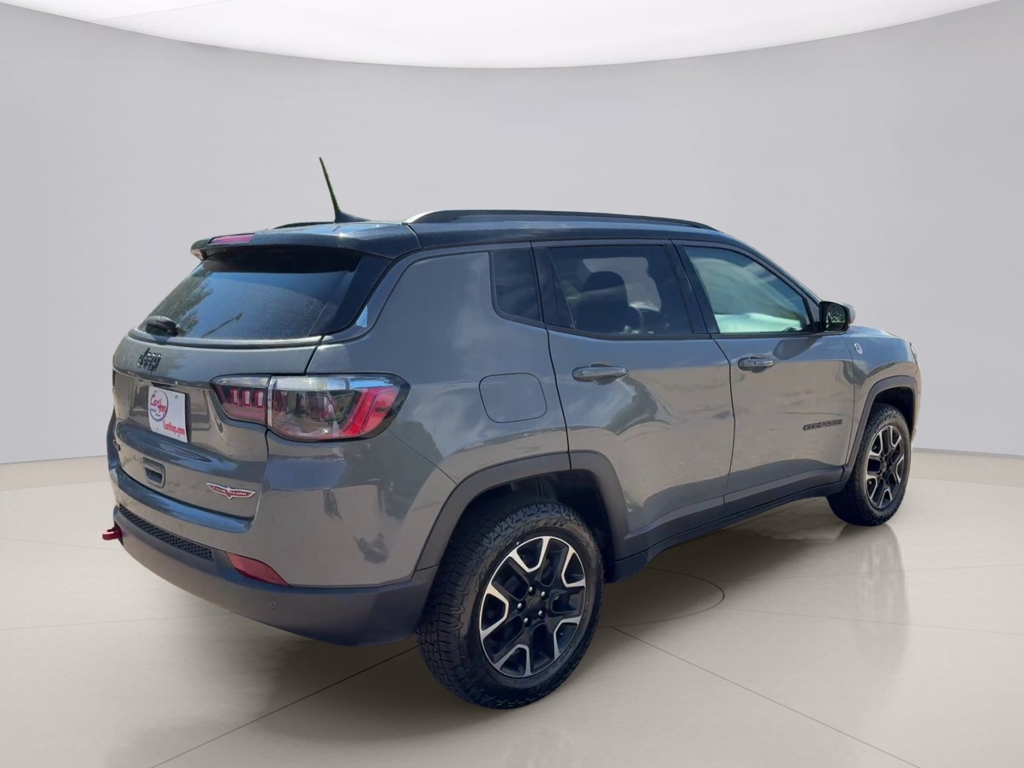 Used 2021 Gray Jeep TRAILHAWK image 5