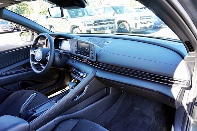 Used 2026 Gray Hyundai SEL Sport image 9