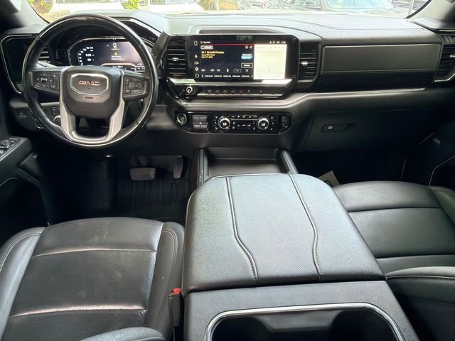 Used 2024 White GMC SLT image 22