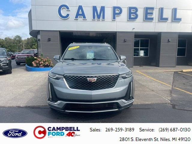 Used 2024 Silver Metallic Cadillac Premium Luxury image 8