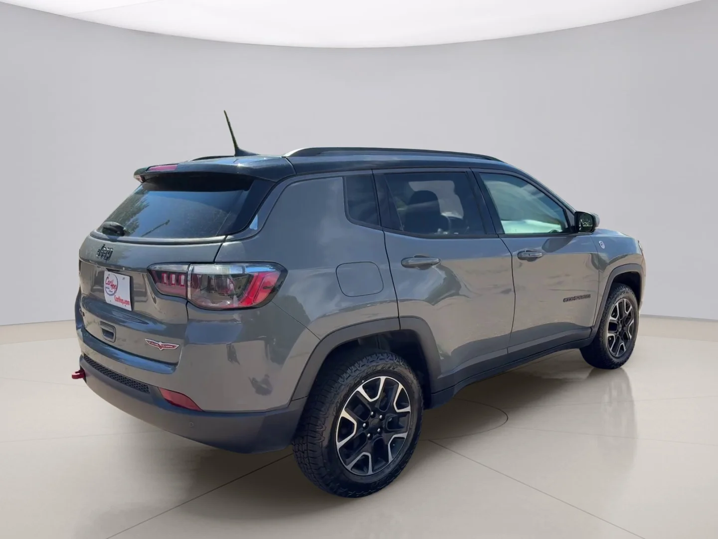 Used 2021 Gray Jeep TRAILHAWK image 5