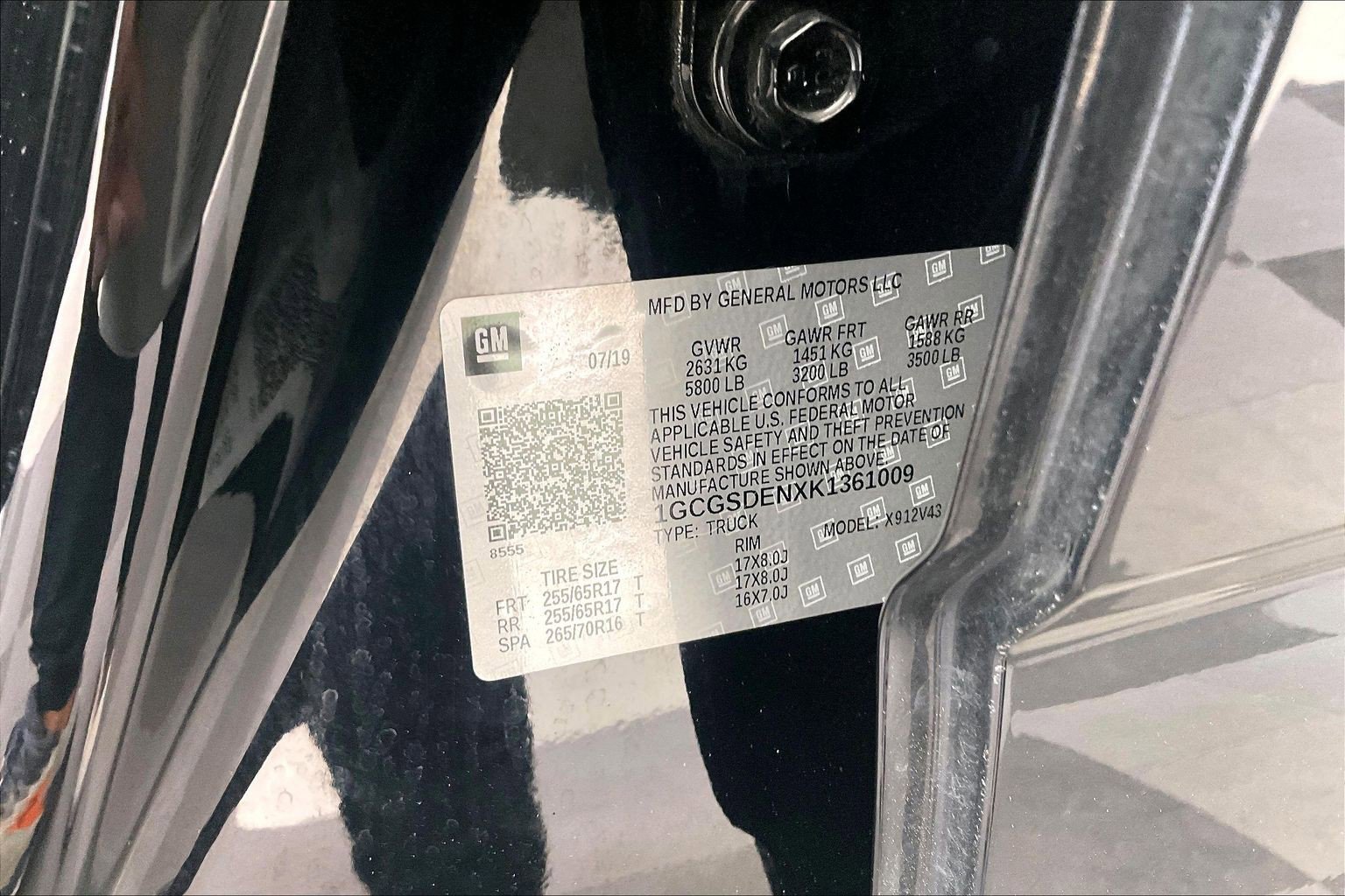 Used 2019 Black Chevrolet 2WD Z71 image 34