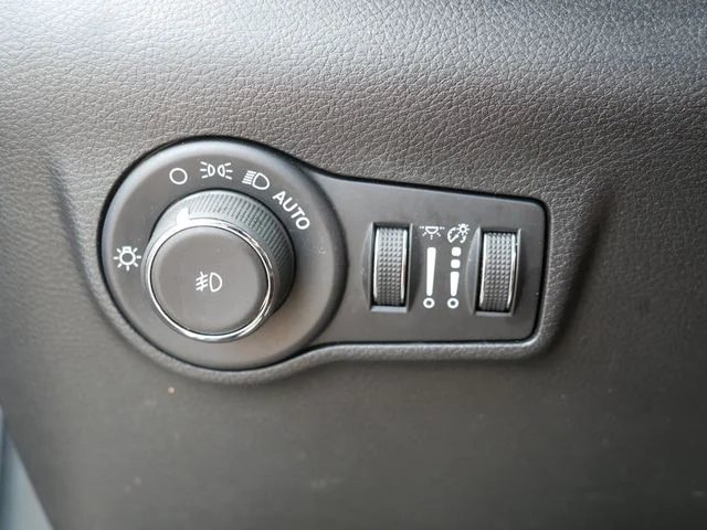 Used 2024 Silver Jeep Trailhawk image 24