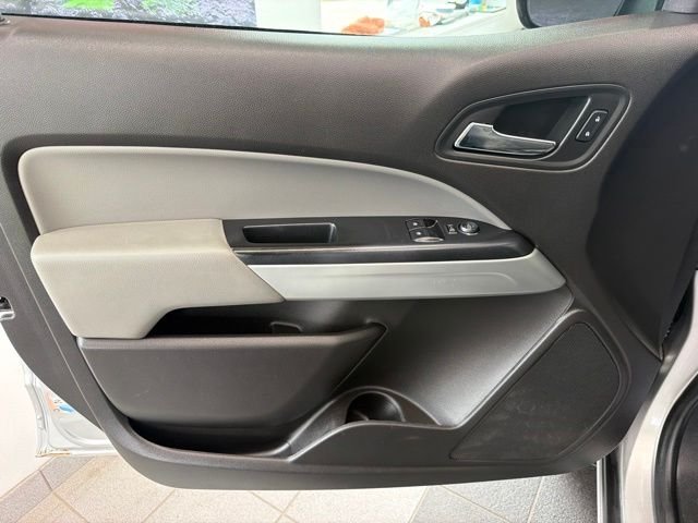 Used 2016 Silver Ice Metallic Chevrolet LT image 16