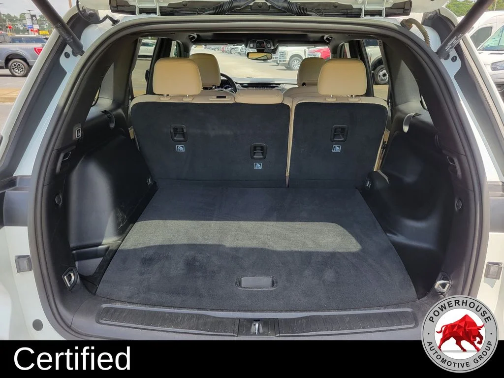 Used 2024 White Jeep Limited image 13