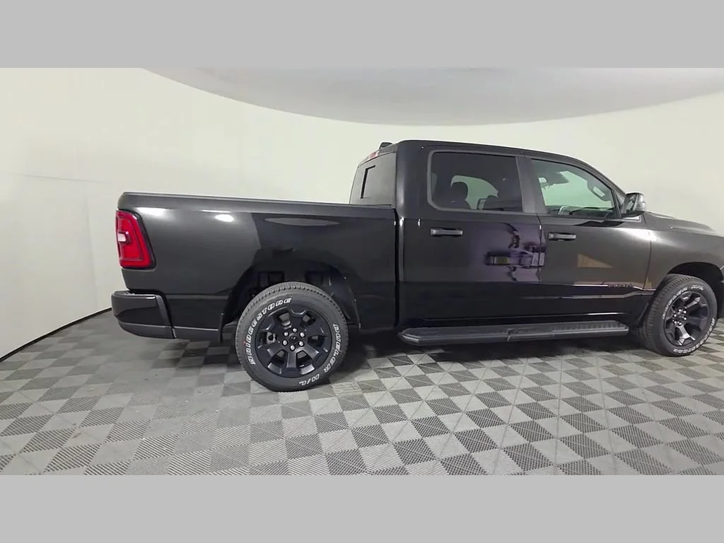 New 2026 Diamond Black Crystal Pearlcoat RAM Express image 25