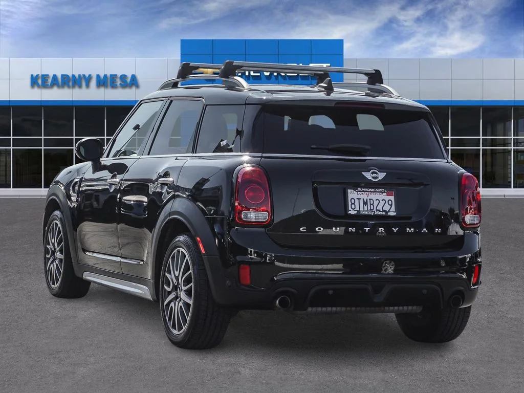 Used 2017 Black MINI Base image 4