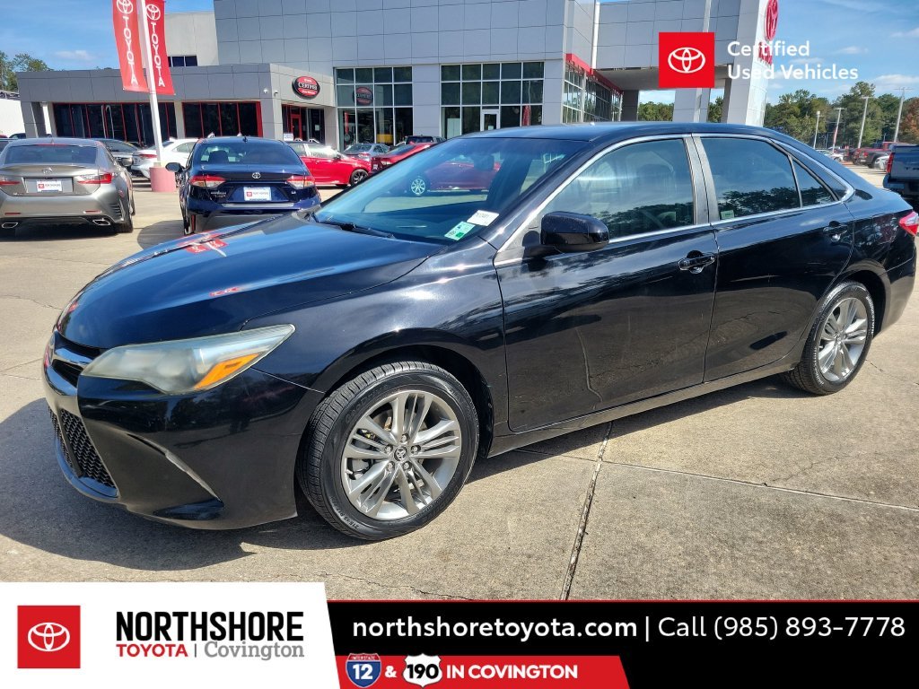 Used 2017 Black Toyota SE image 1