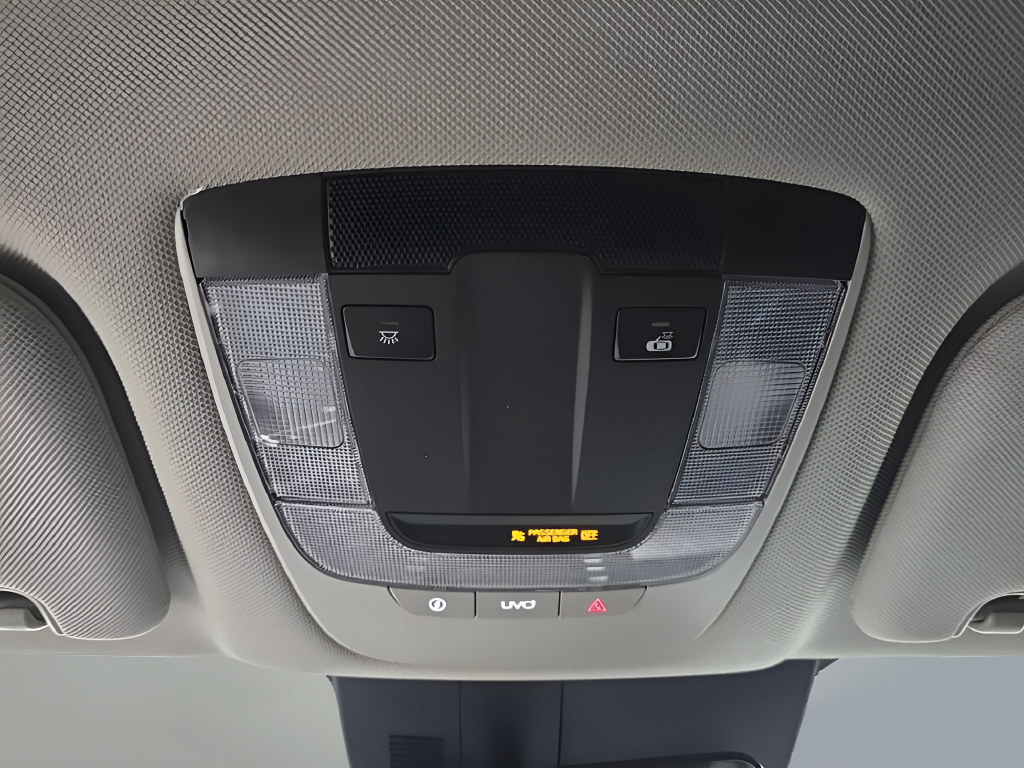 Used 2021 Gray Kia S image 37